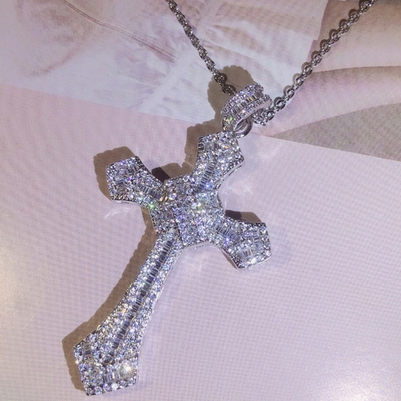Sterling silver diamond cross - Picture 5 of 8